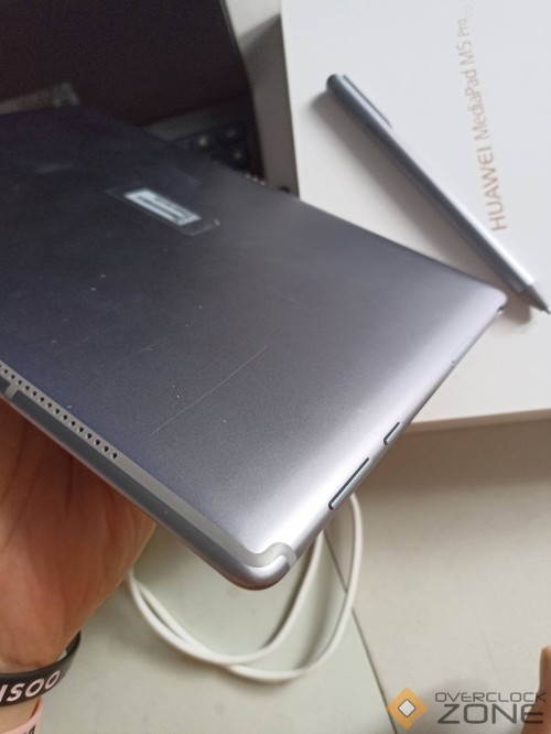 563F1252 CDE2 45B1 BB0A F32F44DF8D19